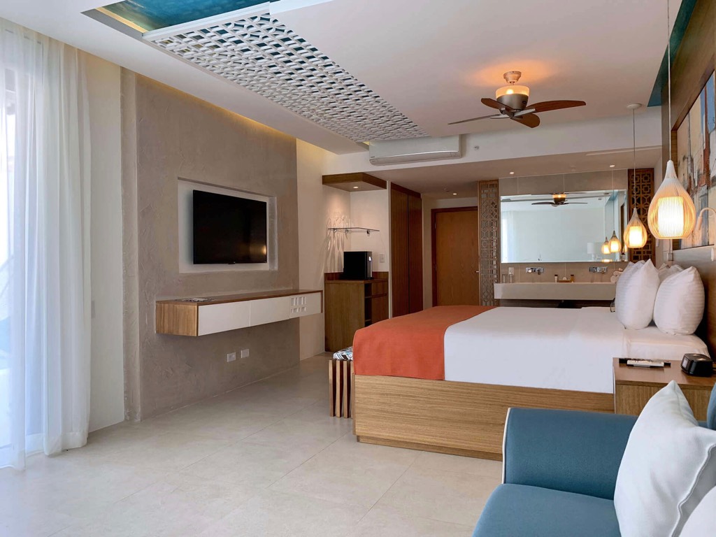 Plunge Pool Suite.004