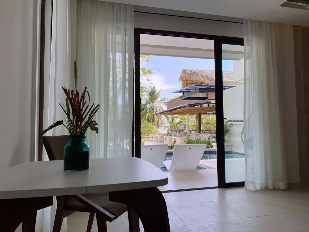 Plunge Pool Suite.006